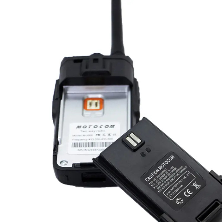 بیسیم واکی تاکی موتوکام مدل Motocom MC666